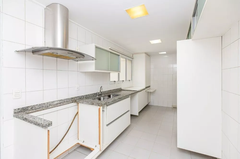 Apartamento à venda com 3 quartos, 190m² - Foto 8