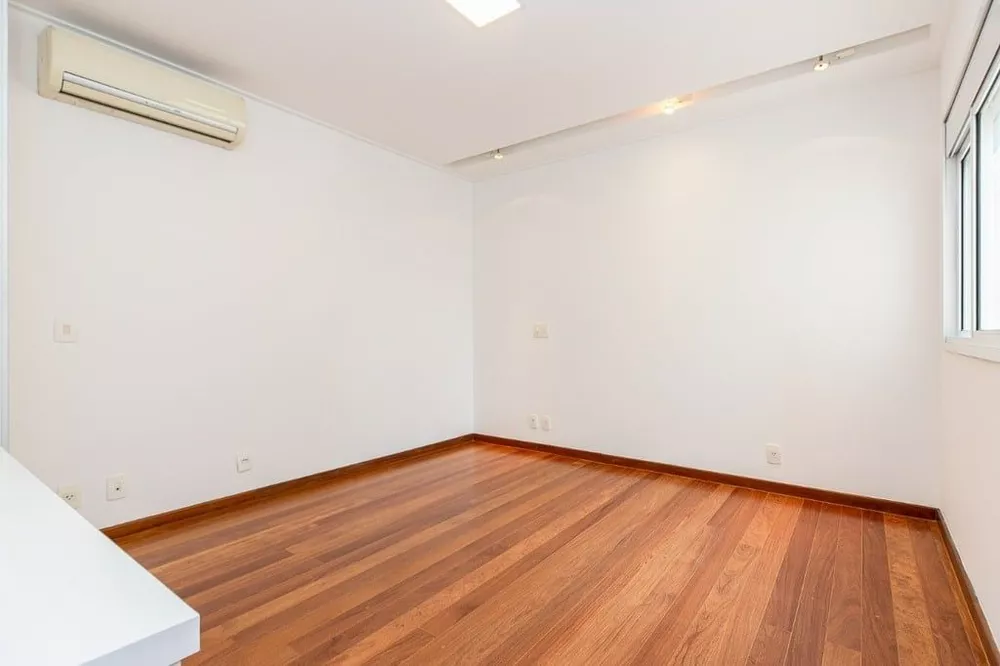 Apartamento à venda com 3 quartos, 190m² - Foto 3