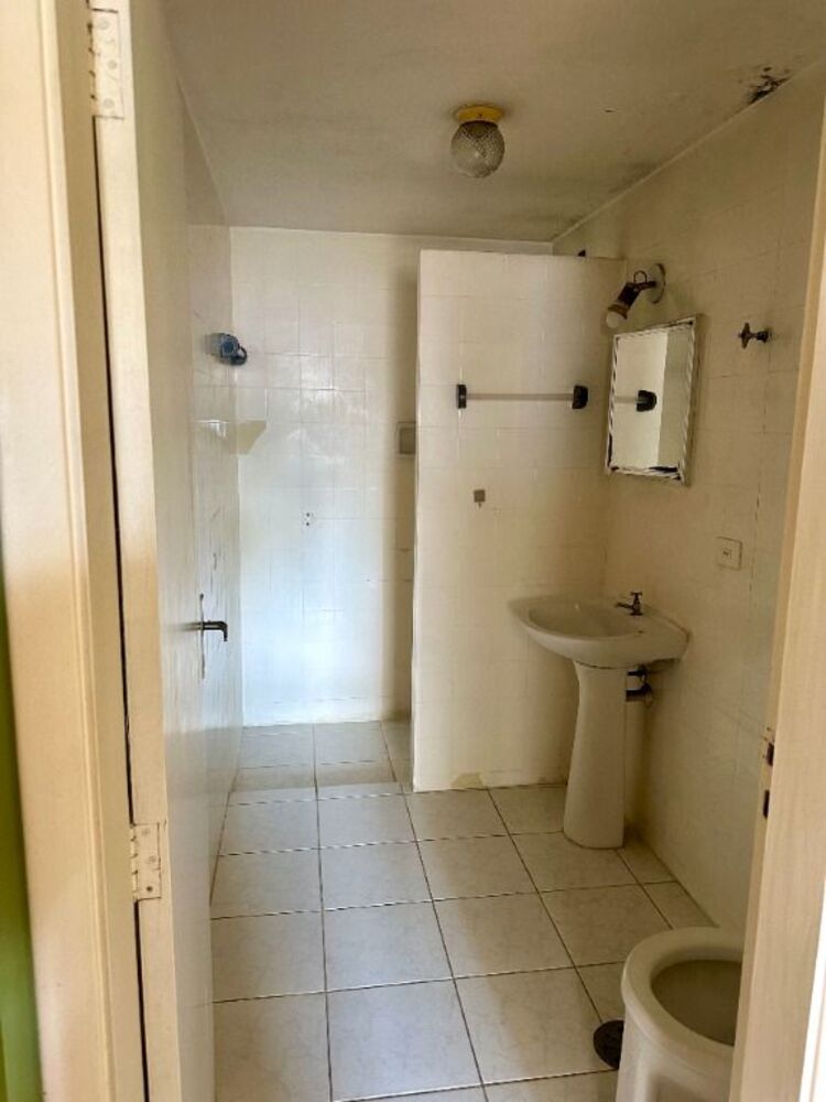 Apartamento à venda com 1 quarto, 50m² - Foto 2