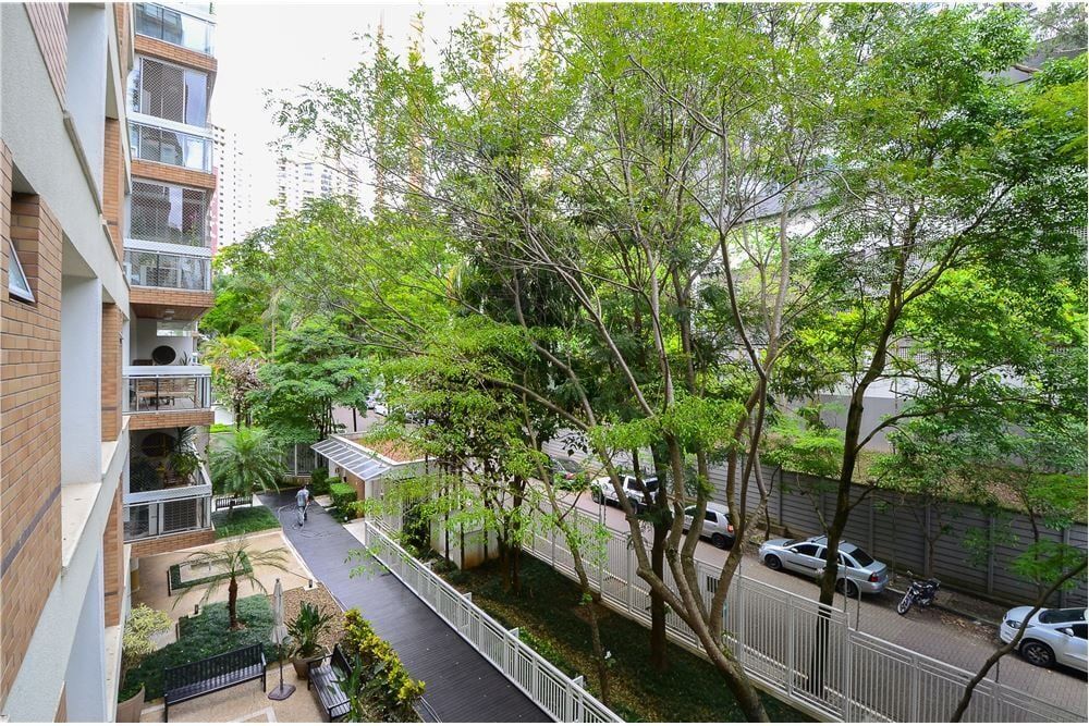 Apartamento à venda com 2 quartos, 132m² - Foto 4