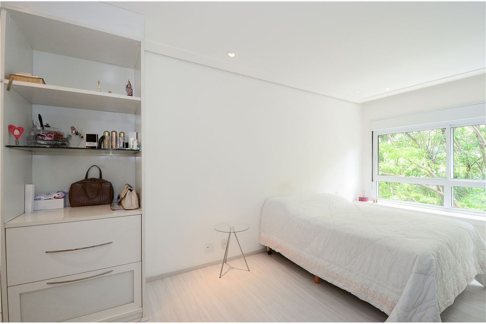Apartamento à venda com 2 quartos, 132m² - Foto 12