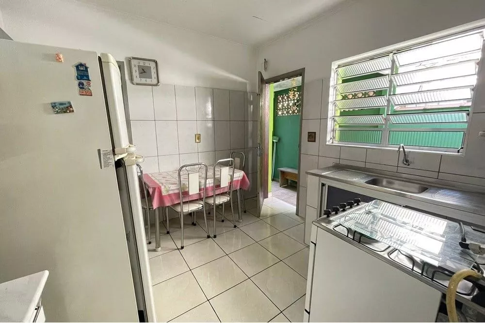 Casa de Condomínio à venda com 2 quartos, 250m² - Foto 2