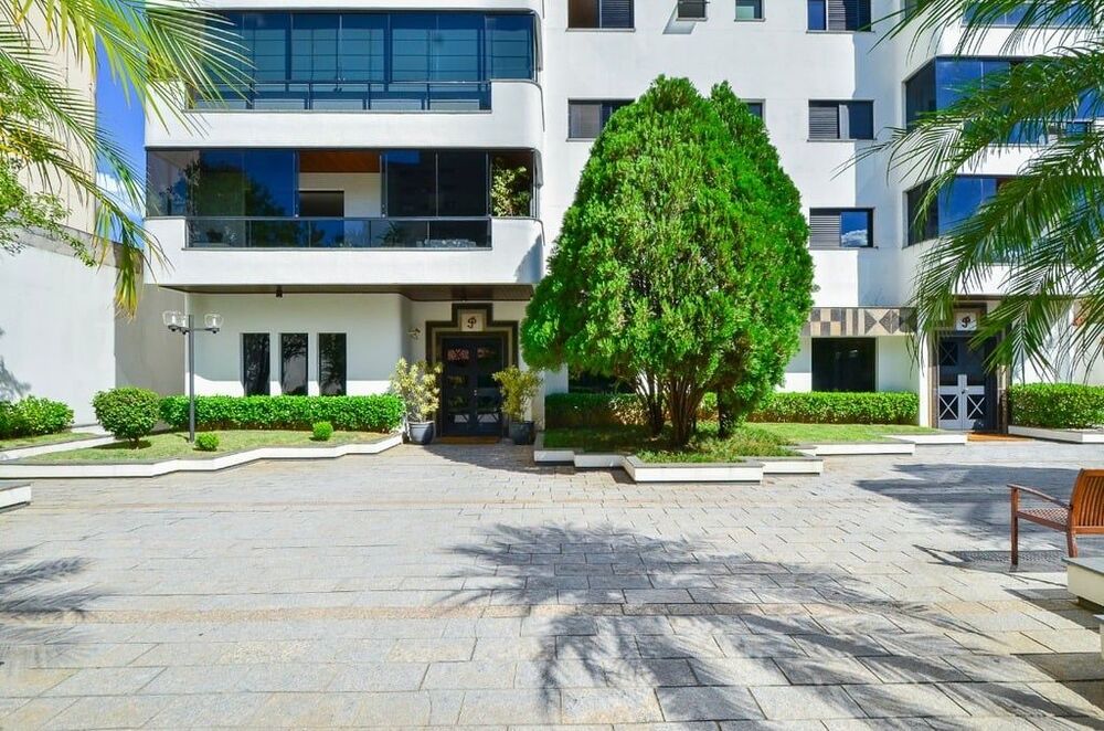 Apartamento à venda com 3 quartos, 250m² - Foto 11