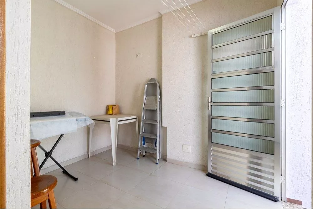 Casa de Condomínio à venda com 3 quartos, 180m² - Foto 4