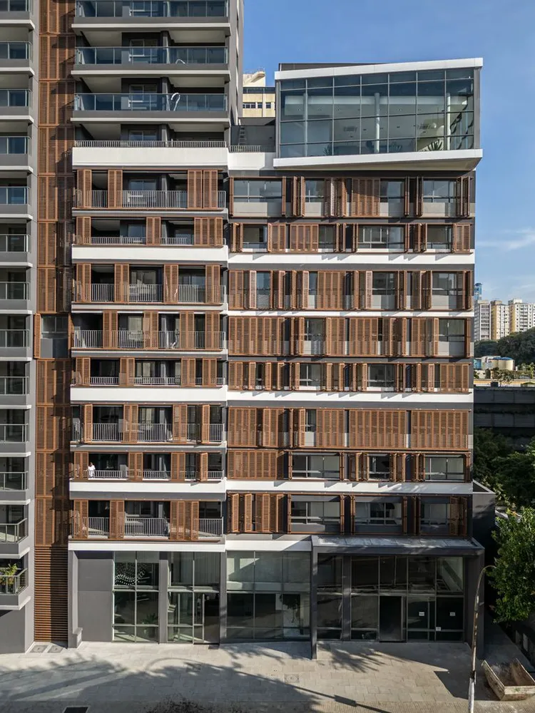Loja-Salão, 1329 m² - Foto 1