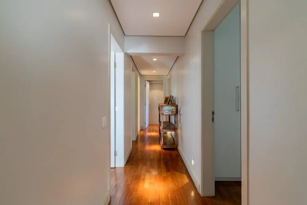 Apartamento, 4 quartos, 261 m² - Foto 1