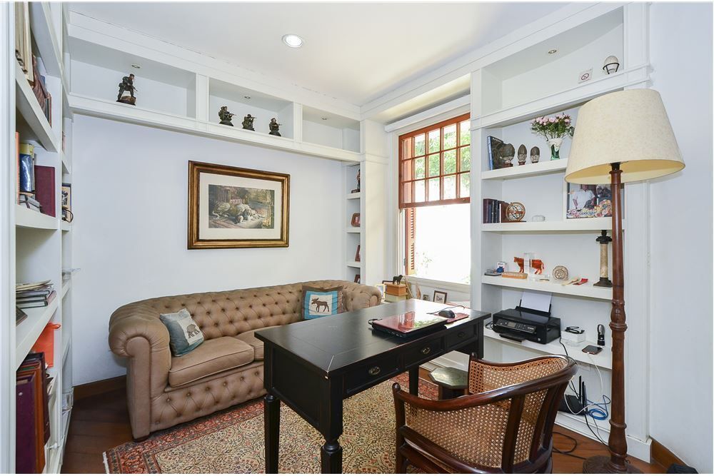 Casa de Condomínio à venda com 4 quartos, 312m² - Foto 2