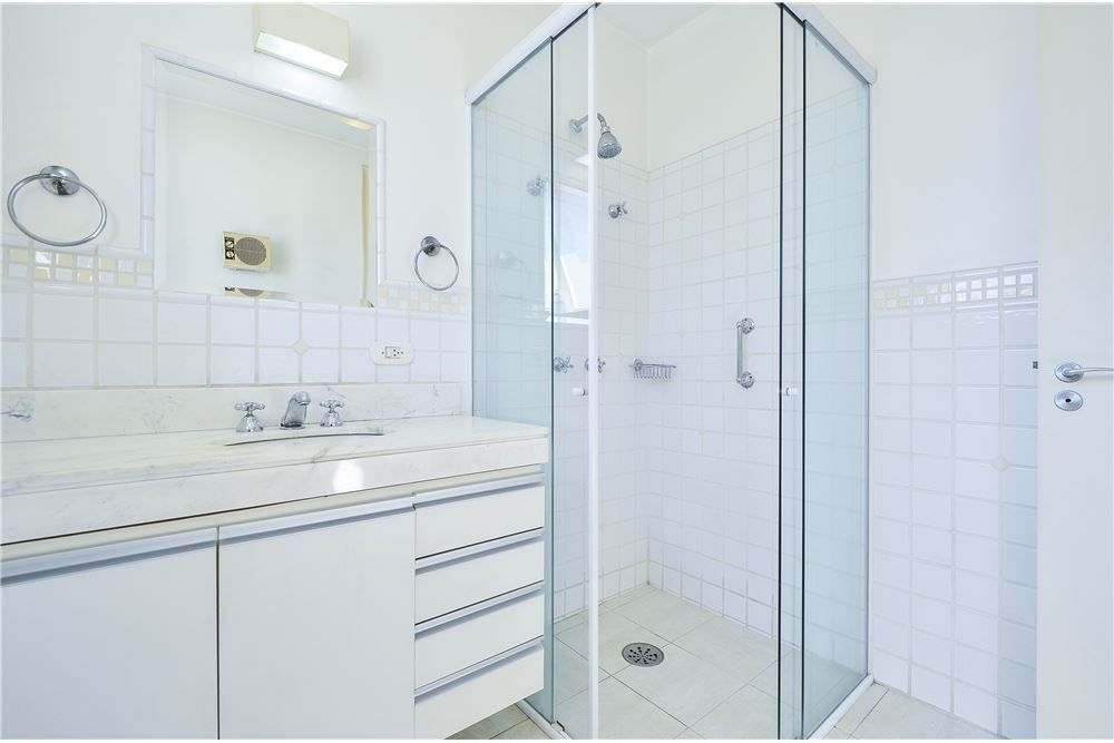 Casa de Condomínio à venda com 4 quartos, 312m² - Foto 17