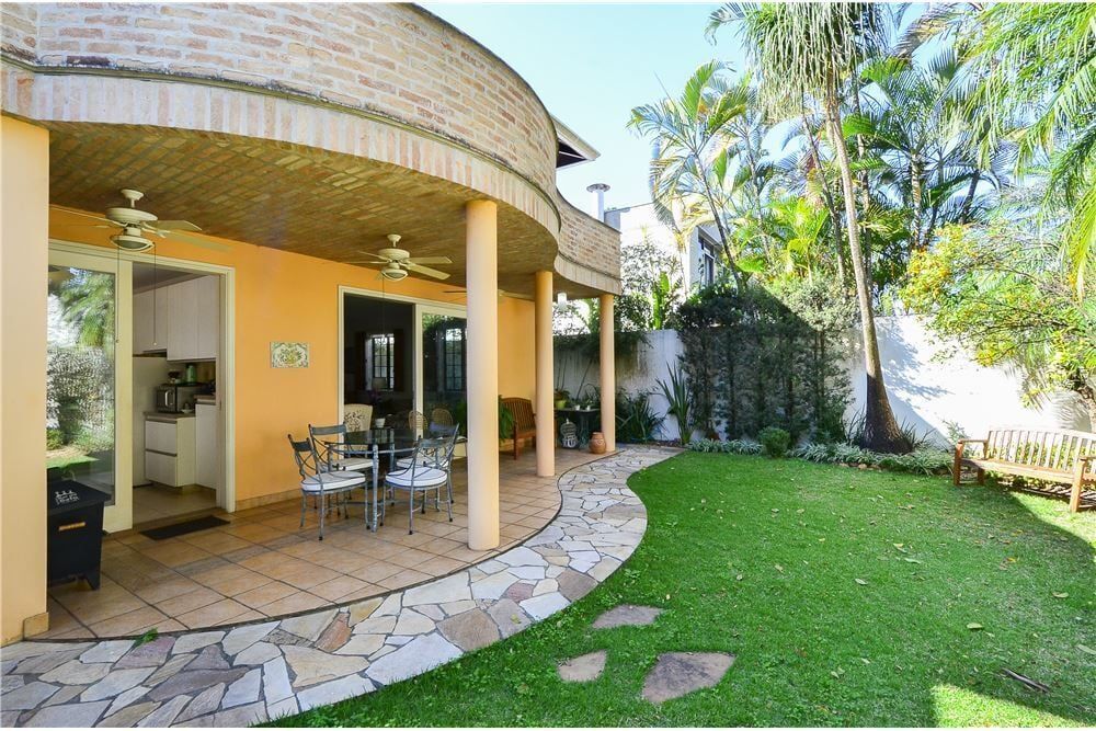 Casa de Condomínio à venda com 4 quartos, 312m² - Foto 6