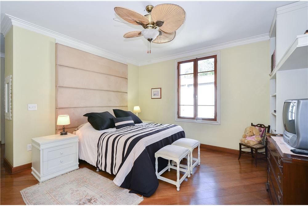 Casa de Condomínio à venda com 4 quartos, 312m² - Foto 14