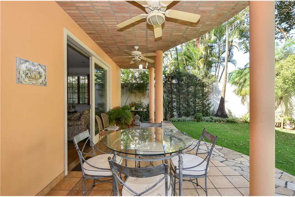 Casa de Condomínio à venda com 4 quartos, 312m² - Foto 7