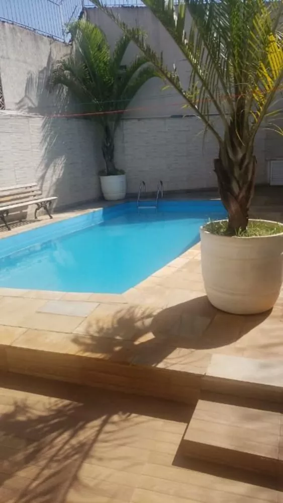 Sobrado à venda com 5 quartos, 350m² - Foto 4