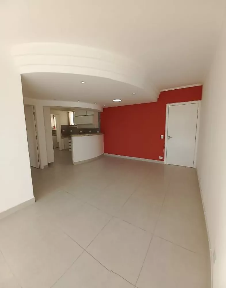 Apartamento para alugar com 2 quartos, 75m² - Foto 2