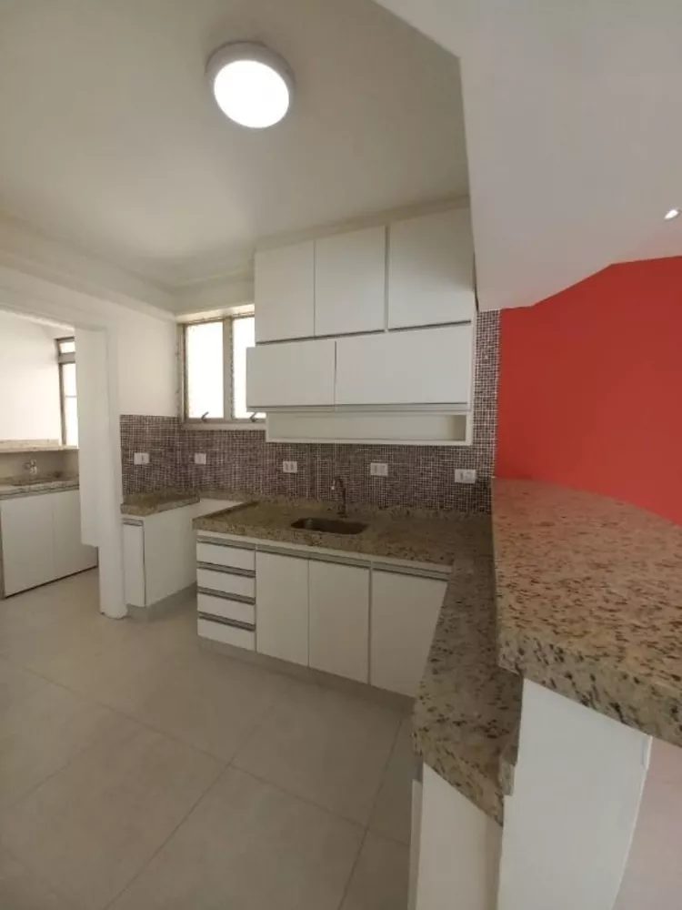 Apartamento para alugar com 2 quartos, 75m² - Foto 4