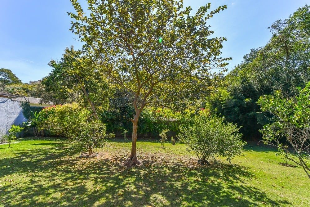 Casa de Condomínio à venda com 6 quartos, 2025m² - Foto 44