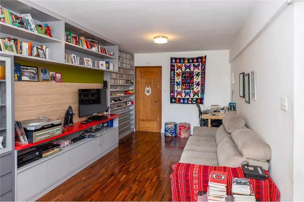 Apartamento à venda com 2 quartos, 76m² - Foto 2