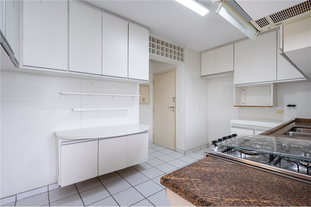 Apartamento, 3 quartos, 127 m² - Foto 2