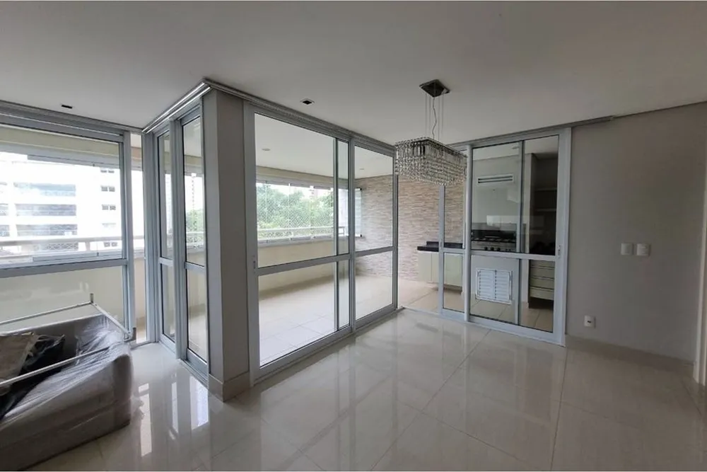 Apartamento, 3 quartos, 191 m² - Foto 1