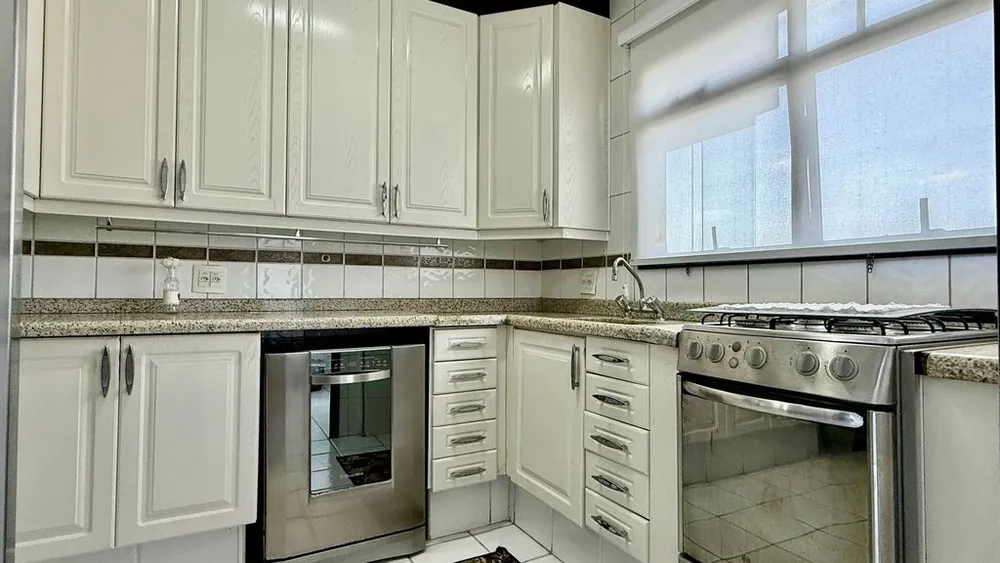 Apartamento, 3 quartos, 160 m² - Foto 2