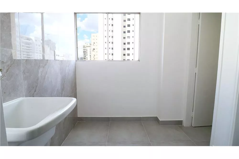 Apartamento à venda com 2 quartos, 76m² - Foto 6