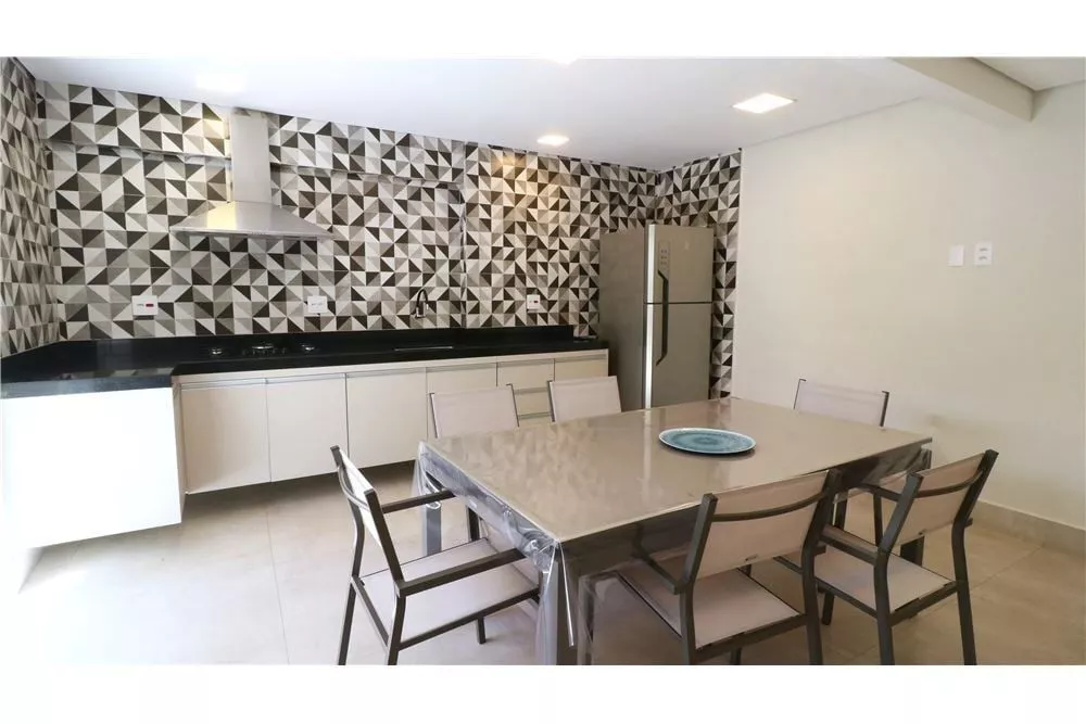 Apartamento à venda com 2 quartos, 76m² - Foto 4