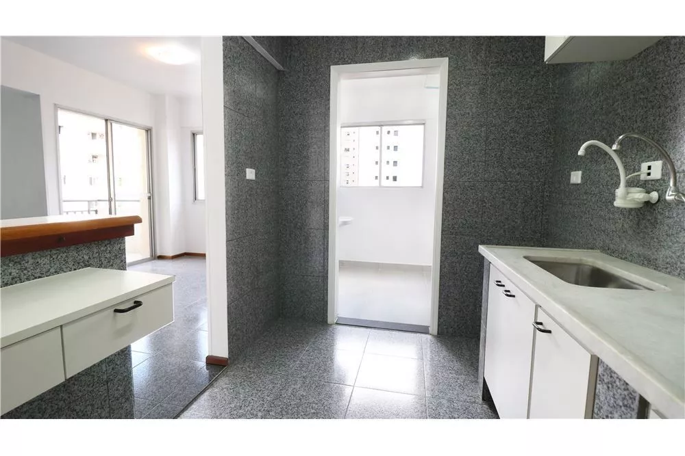 Apartamento à venda com 2 quartos, 76m² - Foto 7