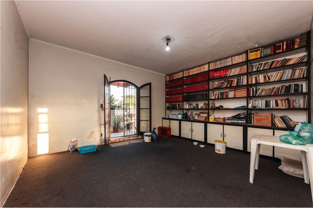 Casa de Condomínio à venda com 4 quartos, 353m² - Foto 14