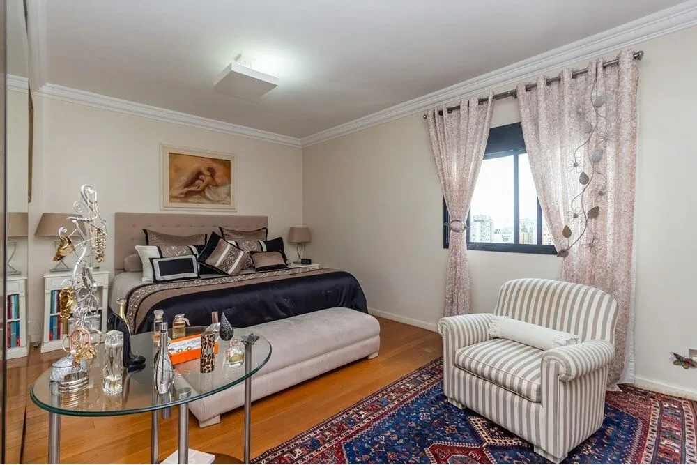 Apartamento, 4 quartos, 198 m² - Foto 11