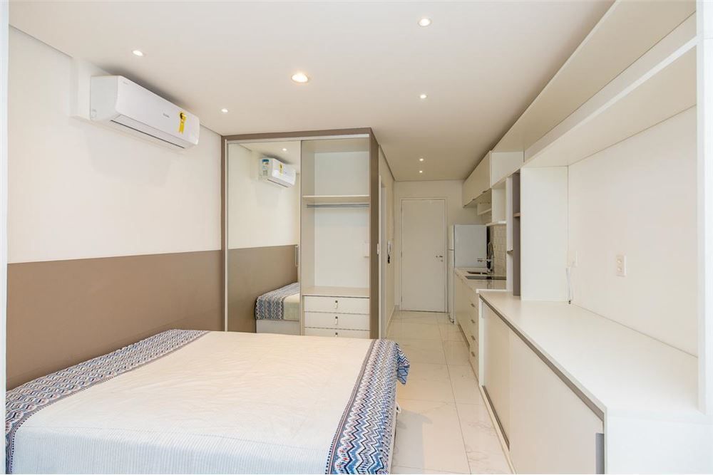 Apartamento à venda com 1 quarto, 24m² - Foto 4