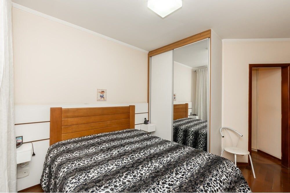 Apartamento à venda com 3 quartos, 125m² - Foto 18