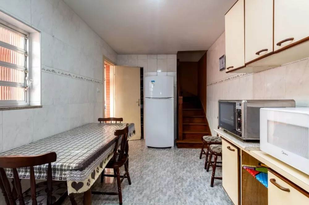 Sobrado à venda com 4 quartos, 170m² - Foto 2