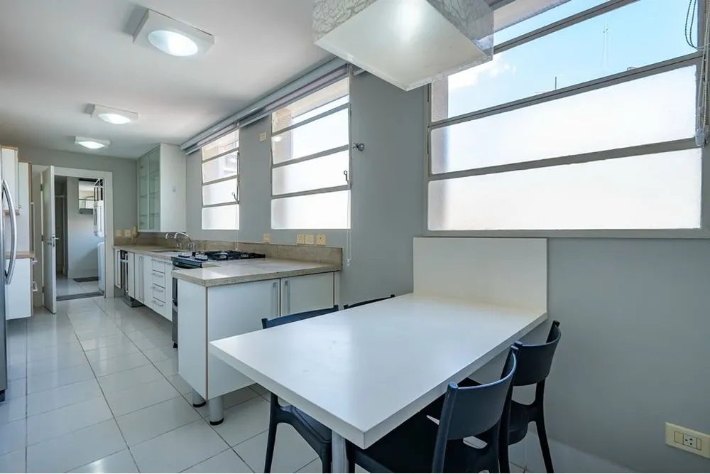 Apartamento, 3 quartos, 241 m² - Foto 4