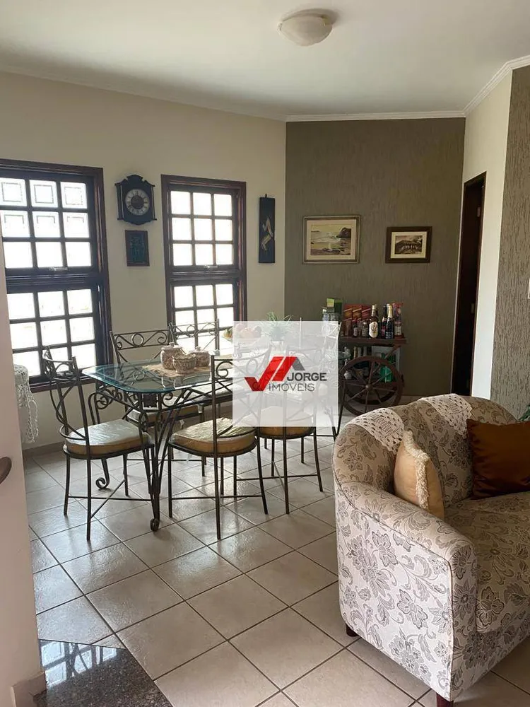 Casa, 3 quartos, 400 m² - Foto 2