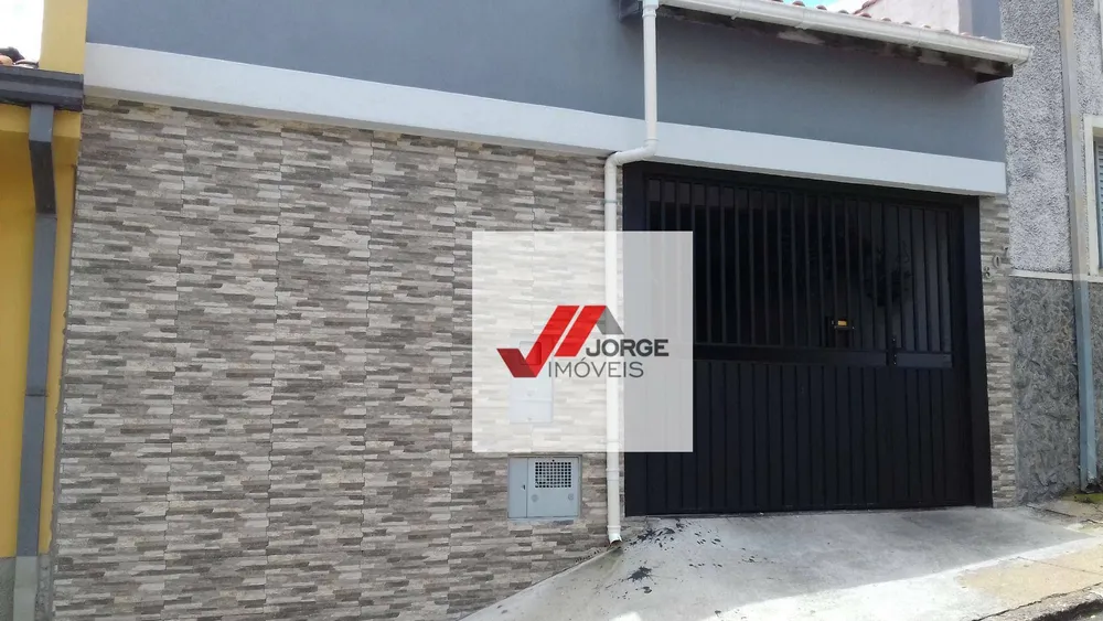 Casa, 3 quartos, 240 m² - Foto 1