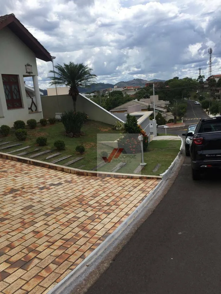 Casa, 3 quartos, 329 m² - Foto 2
