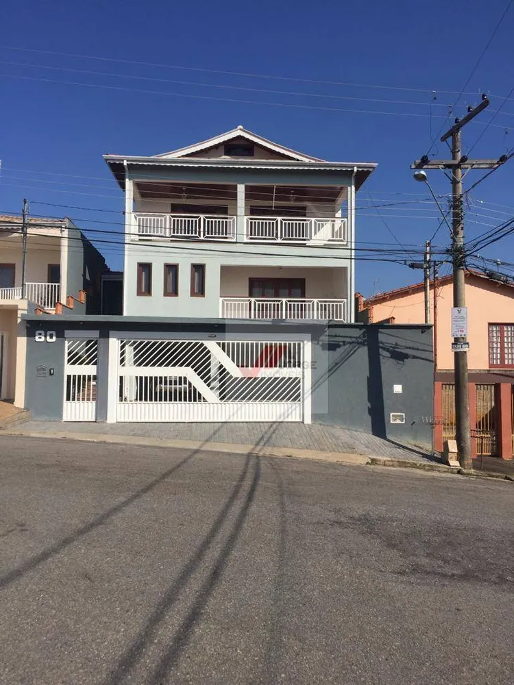 Casa, 5 quartos, 379 m² - Foto 1
