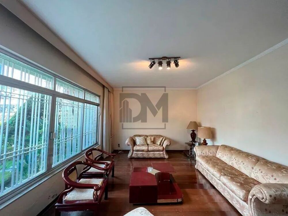 Casa para alugar com 3 quartos, 310m² - Foto 4