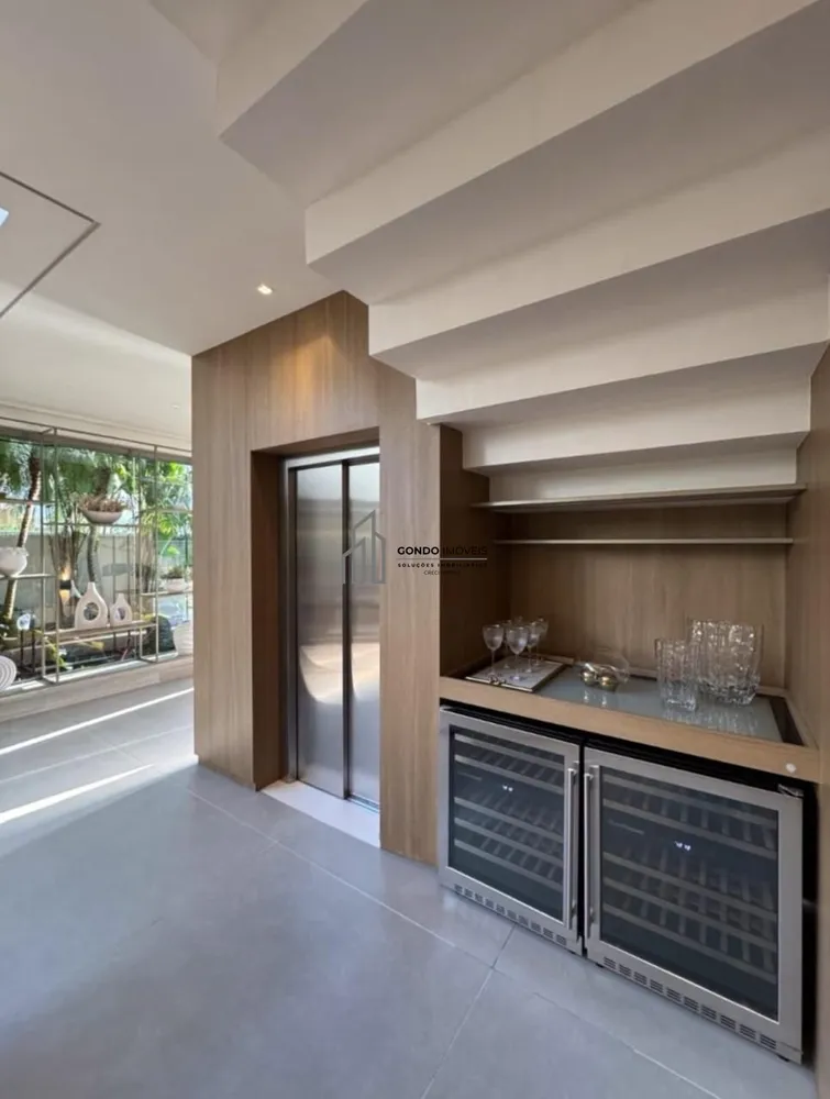 Sobrado, 6 quartos, 530 m² - Foto 2