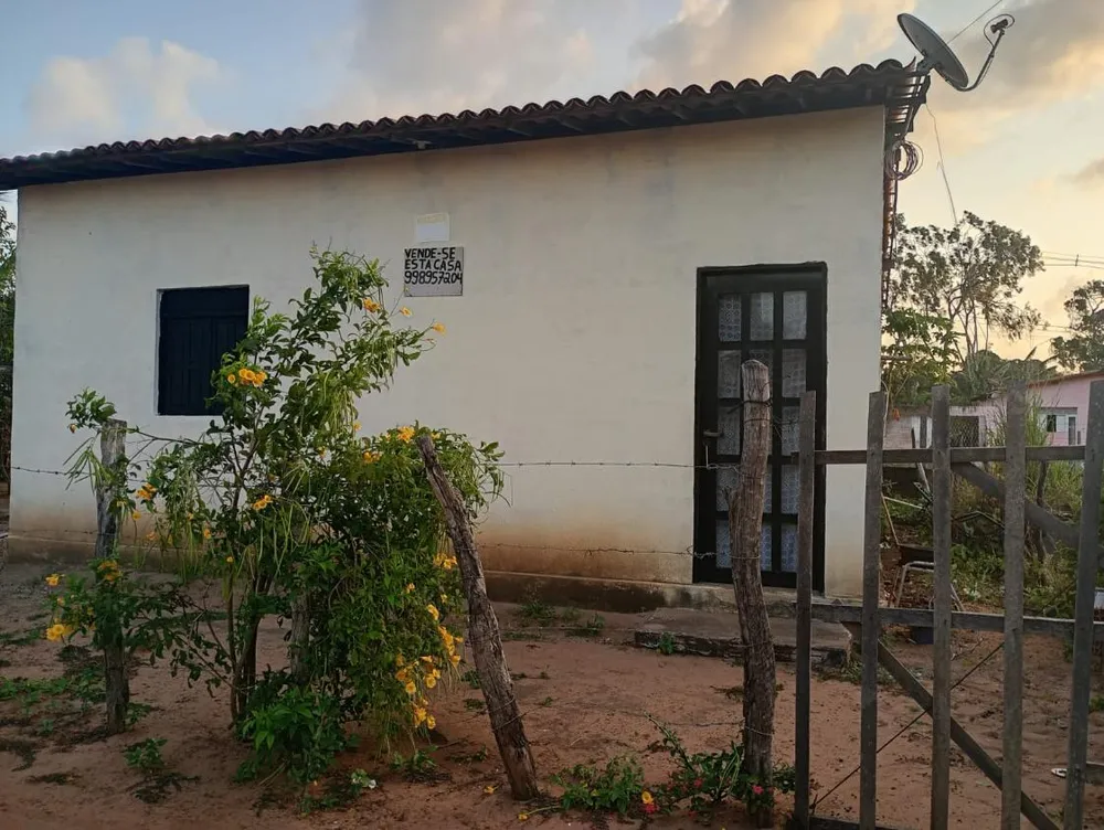 Casa, 2 quartos, 300 m² - Foto 1