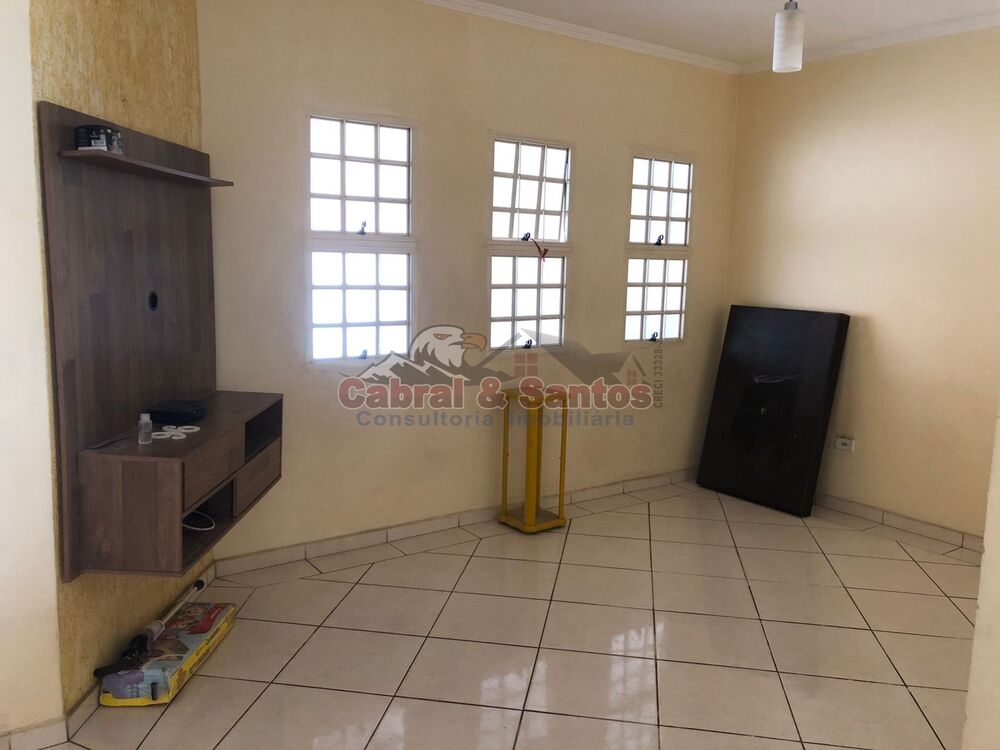 Casa, 2 quartos, 77 m² - Foto 1