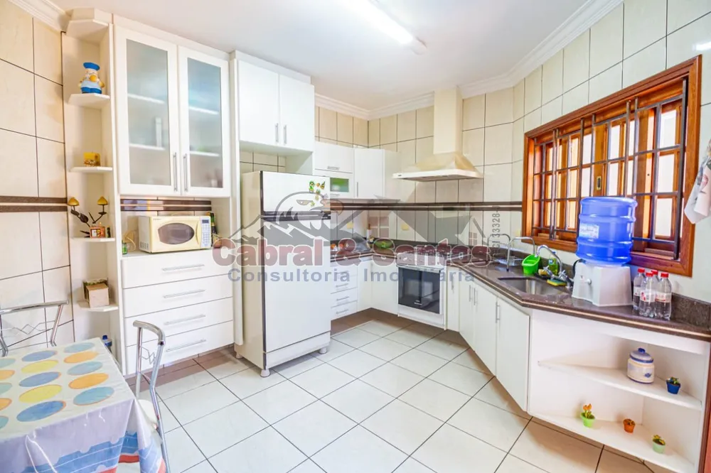 Casa, 4 quartos, 300 m² - Foto 10