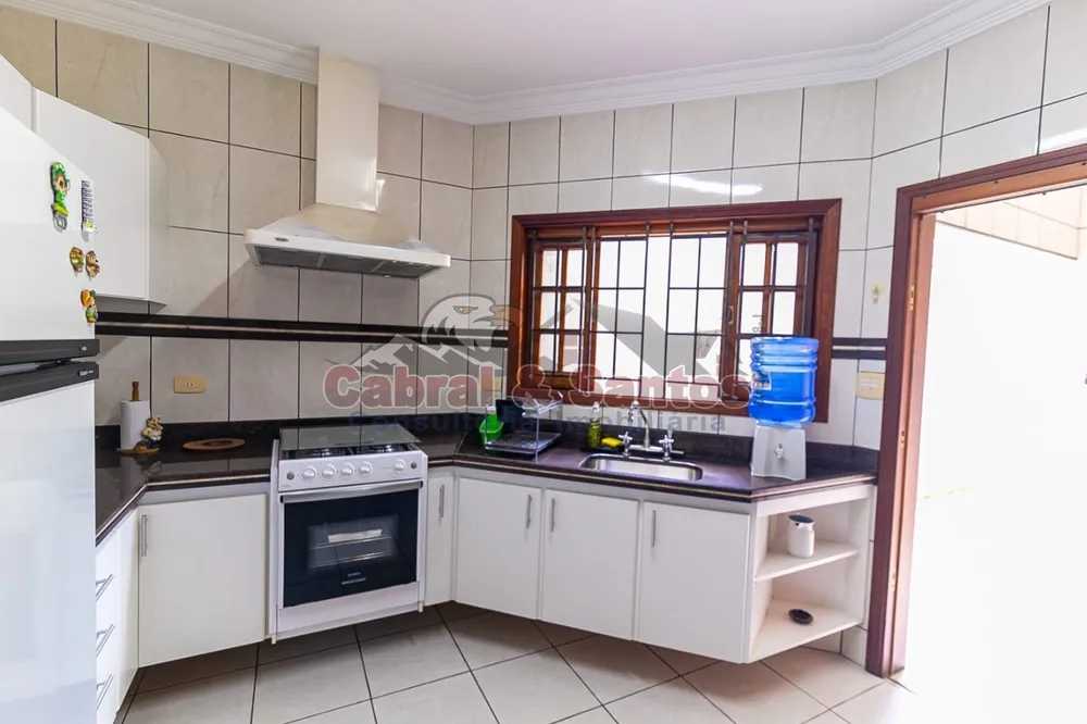 Casa, 4 quartos, 300 m² - Foto 6
