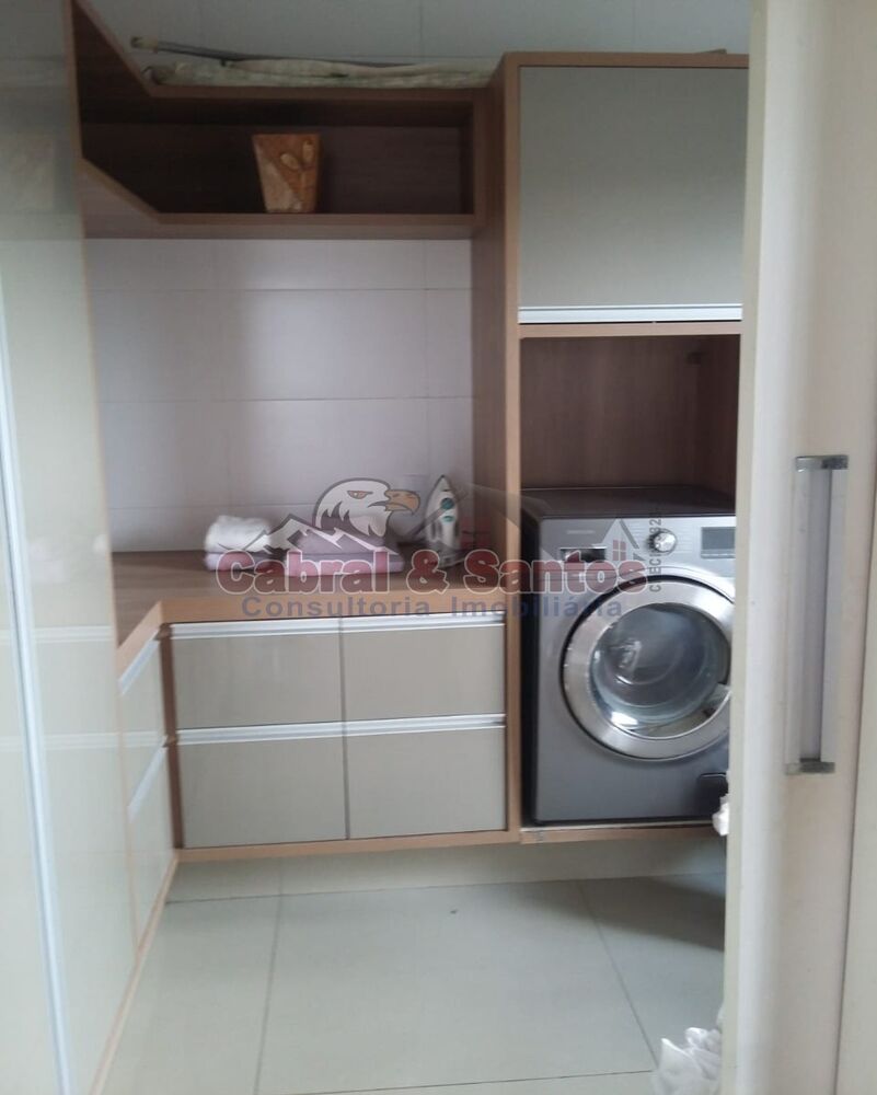 Casa, 4 quartos, 330 m² - Foto 2