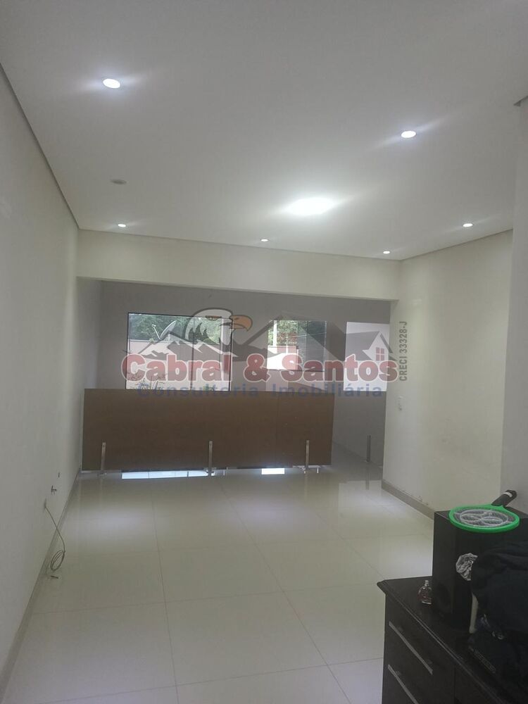 Casa à venda com 3 quartos, 269m² - Foto 3