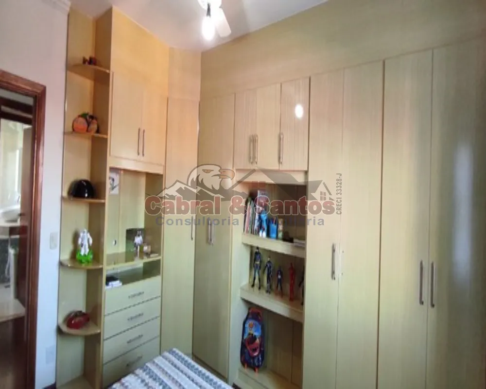 Casa, 3 quartos, 240 m² - Foto 9