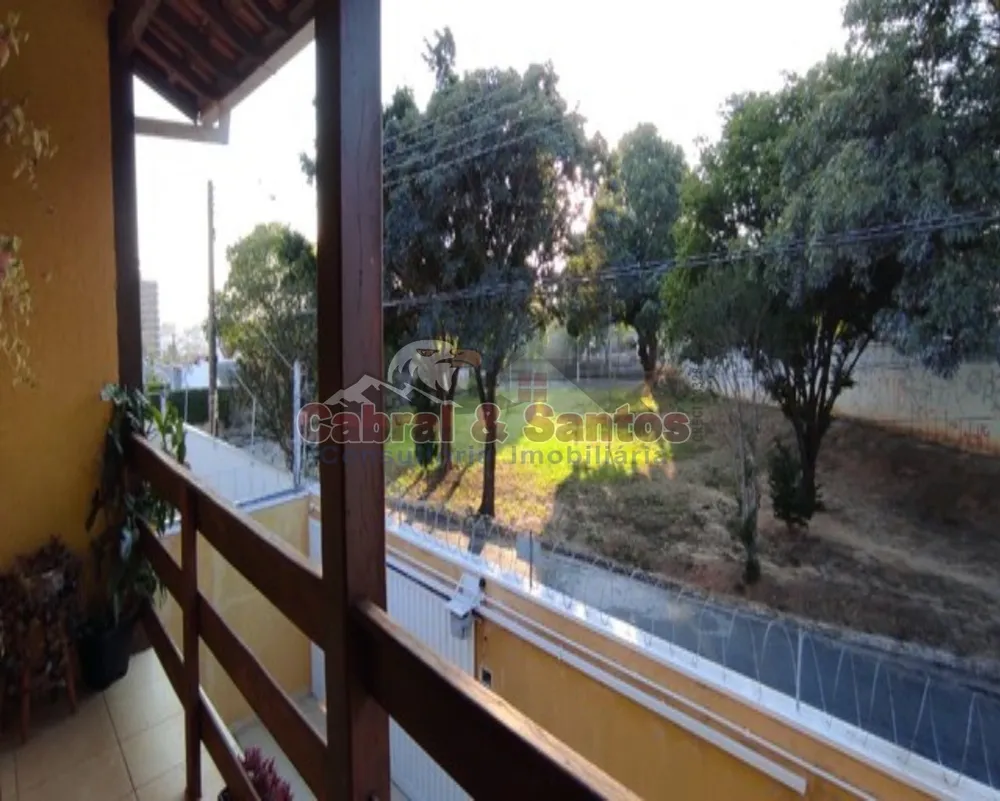 Casa, 3 quartos, 240 m² - Foto 11