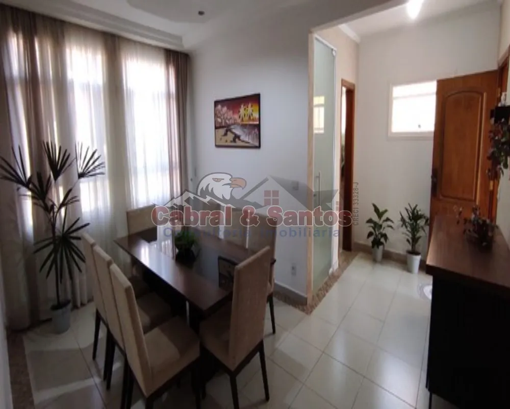 Casa, 3 quartos, 240 m² - Foto 4