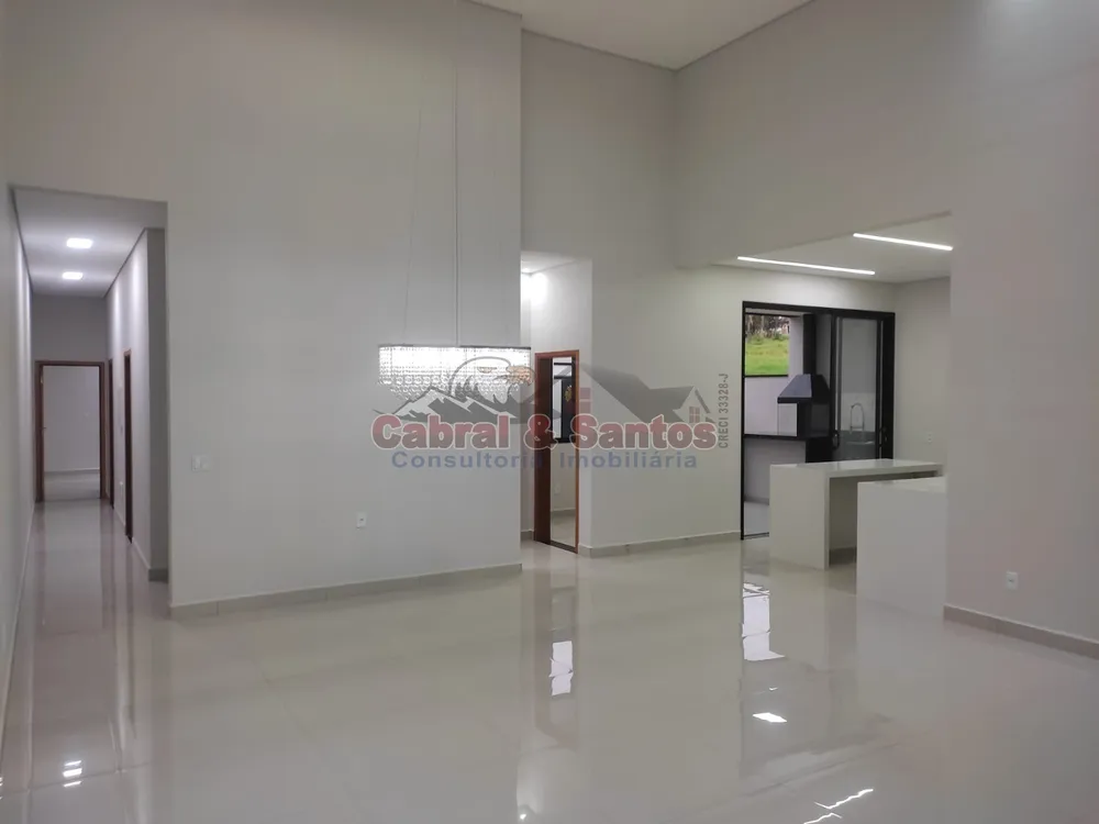 Casa, 3 quartos, 192 m² - Foto 2