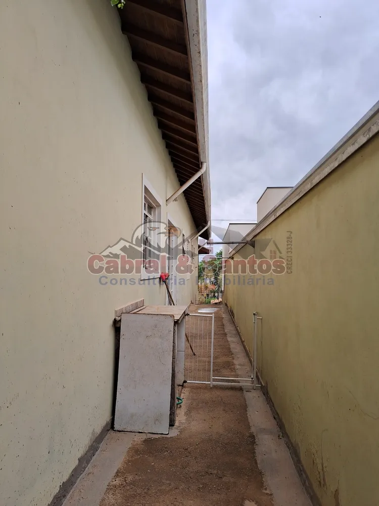 Casa, 4 quartos, 215 m² - Foto 11