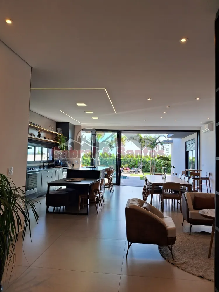 Casa, 3 quartos, 383 m² - Foto 1